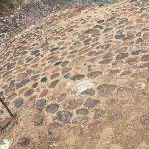 Belægning med brosten